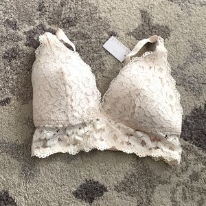 Lace nursing bra